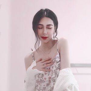 Meet your Posher, Sukie